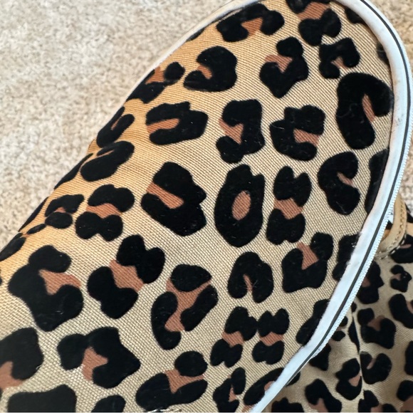 Vans textured Leopard Print Slip Ons 8.5 - Picture 14 of 15